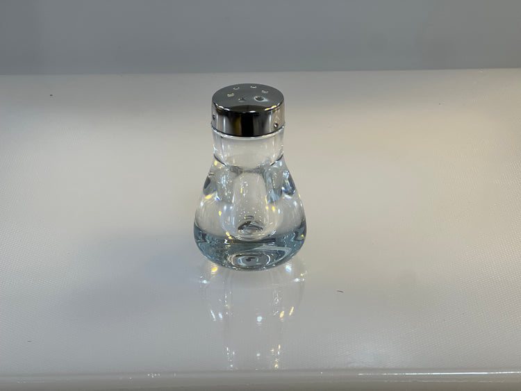 ACRYLIC SALT SHAKER F0748